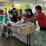 เริ่มแล้ว! โลตัส พระราม 4 จุดฉีดวัคซีนโควิด "ชุมชนคลองเตย"