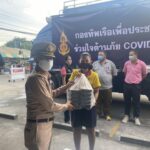 กองทัพเรือ จัดรถครัวสนาม ช่วยเหลือประชาชน 4 ชุมชน