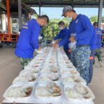 ทหารพัฒนา ลุยส่งอาหาร บริจาคโลหิต ช่วยผู้ป่วยโควิด-19