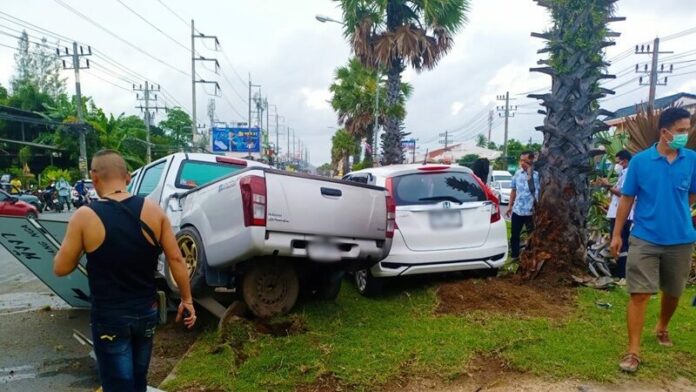 กระบะซิ่งพาซวย