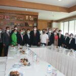 เอฟบีที ต้อนรับรัฐมนตรี 2 กระทรวงฯ เยี่ยมจุดฉีดวัคซีนโควิด-19