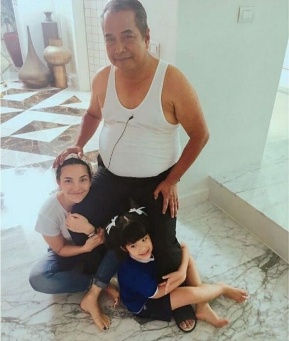 อ้อม พิยดา ลงรูปเก่าวนไป
