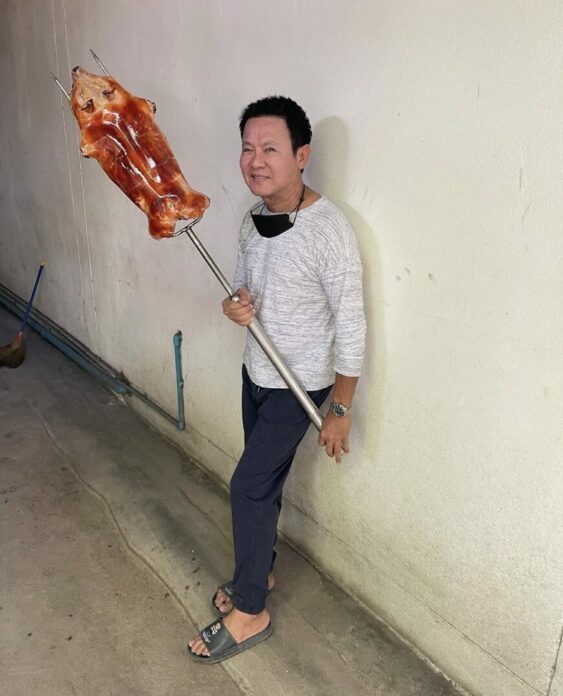 จตุรงค์ ตื่นแต่เช้า