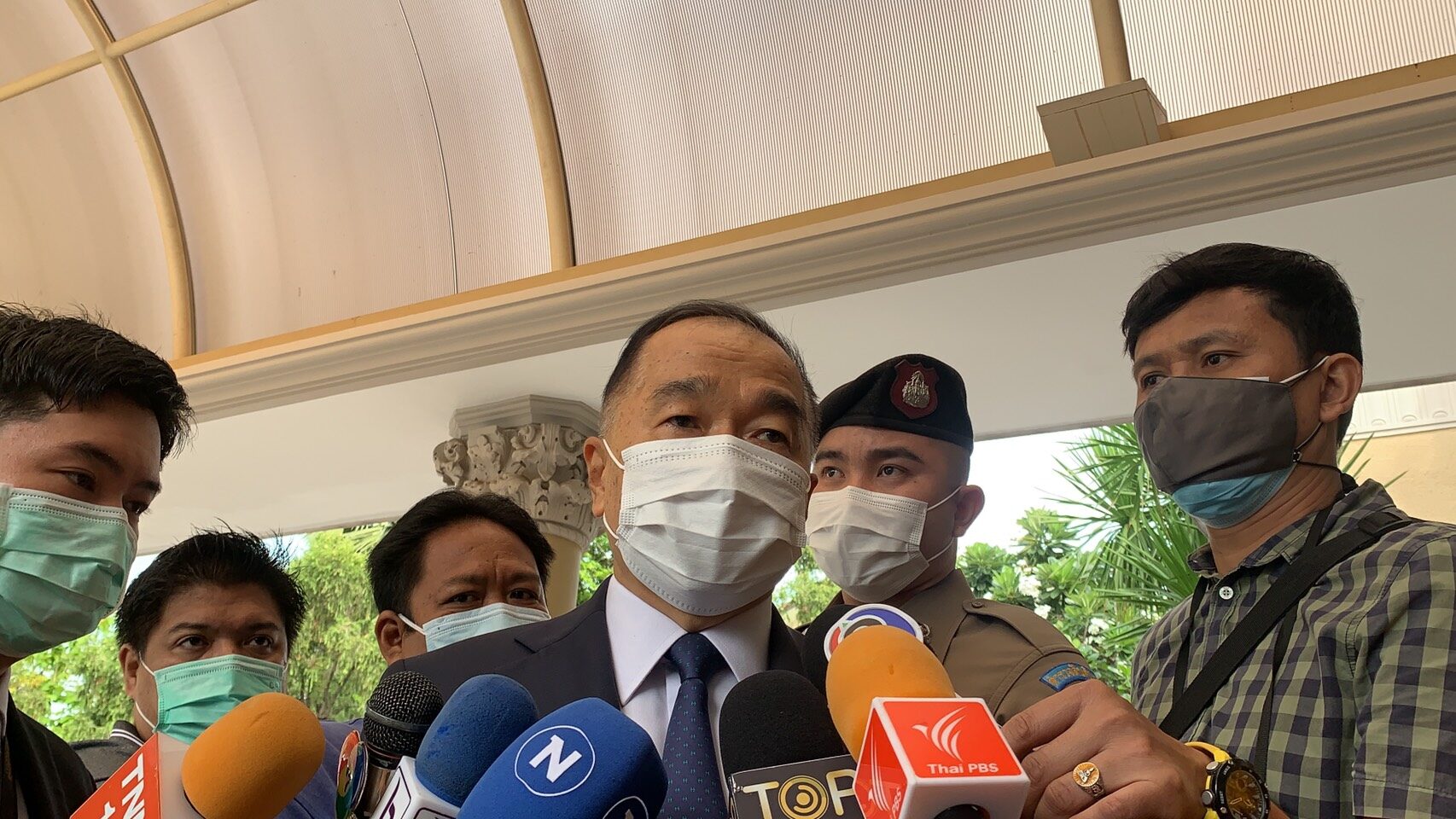 เลขาสภามั่นคงฯ แจงปลดล็อก ท้องถิ่น จัดหาวัคซีน จากหน่วยงาน ...