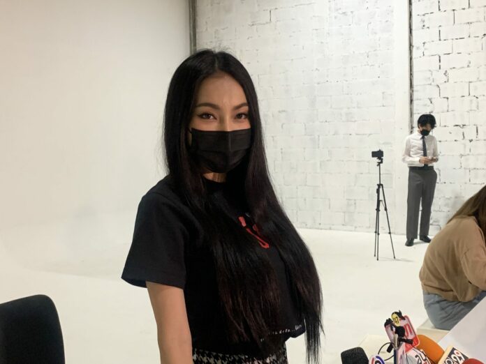 เอ็มมี่ แม็กซิม ยกสามีคนนี้คือเดอะเบส