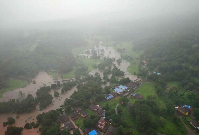 ฝนถล่มอินเดียหนักขึ้นเรื่อยๆ