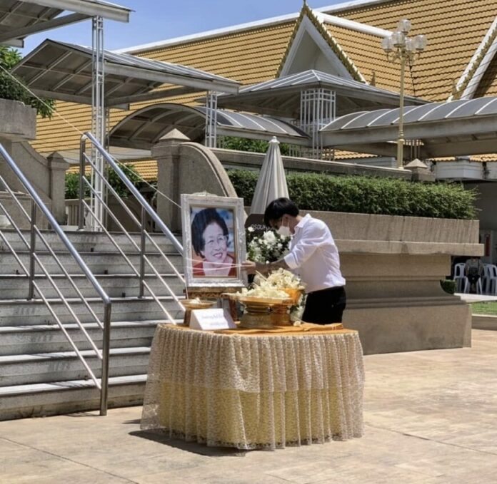 สะเทือนใจ!! บอย สามี ชมพู่ ก่อนบ่ายฯ