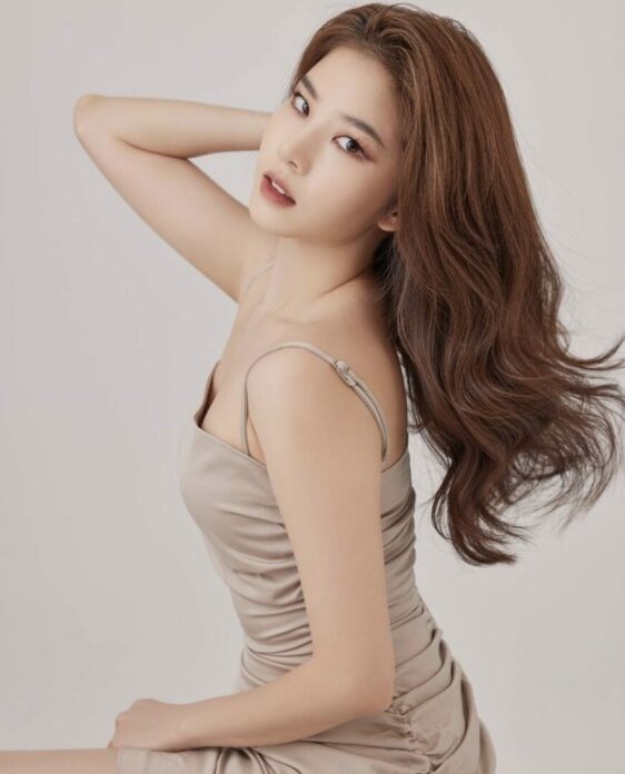 ฝน ศนันธฉัตร