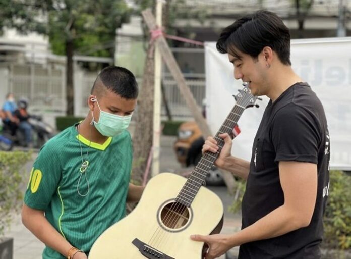 ฟิล์ม รัฐภูมิ ป้องคนบันเทิง