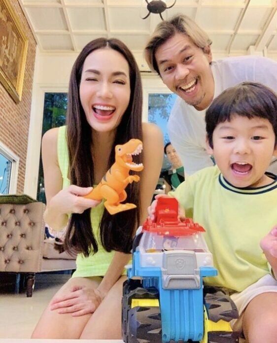 อ๋อม สกาวใจ สงสัย