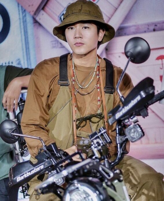 โทนี่ แนะ สามกีบ-สลิ่ม