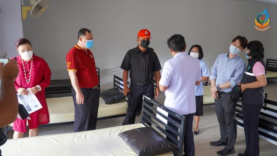 ตำรวจพร้อม เตรียมเปิดรพ.สนาม ศูนย์ยุทธวิธีตำรวจกลางปากช่อง ช่วยประชาชนติดโควิด