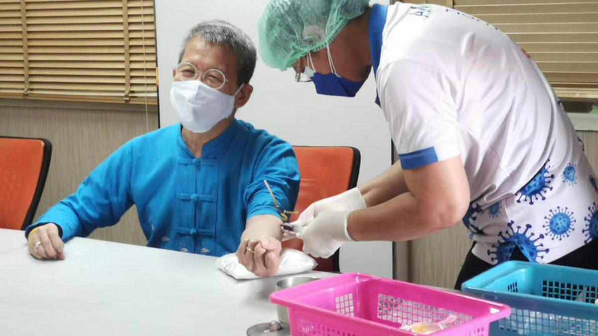 เห็นแล้วอึ้ง! ผู้ว่าฯ ปู โชว์ผลตรวจภูมิ หลังฉีดไขว้ SV+AZ แอบบ่น 2 เดือนได้วัคซีนน้อย