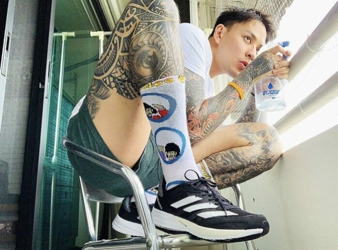 แทค โวยแอพฯดัง