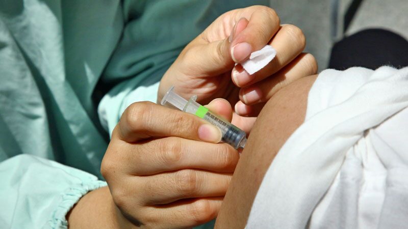ไต้หวันกว่า 7 แสนคนลงชื่อฉีดวัคซีนผลิตเอง
