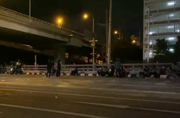 ดินแดง 12 ก.ย.