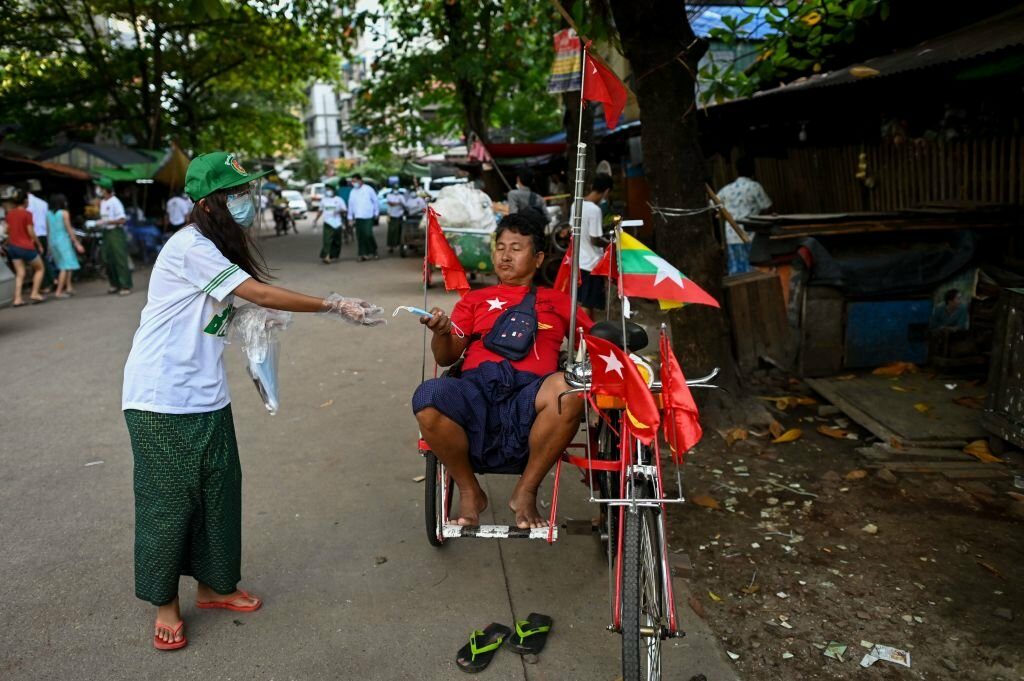 ၂၀၂၀ ရွေးကောက်ပွဲ အကြိုကာလ ရန်ကုန်မြို့က ပါတီကြီးနှစ်ခုရဲ့ ထောက်ခံသူတွေ