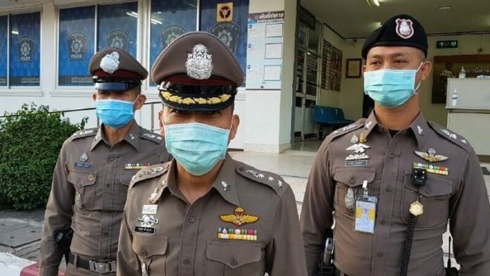 ผกก.บ้านแท่น