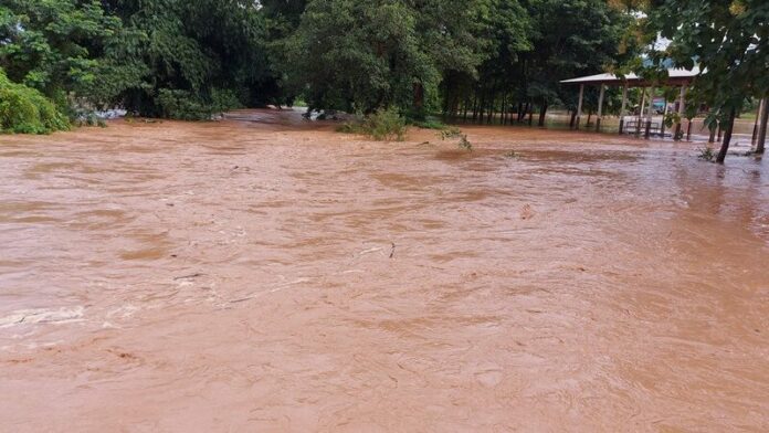 น้ำหลาก