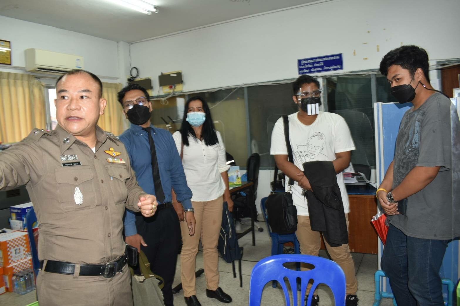 แกนนำกลุ่ม ราษฎรสตูล รับทราบข้อกล่าวหา หลังจัด คาร์ม็อบสตูล ไล่ประยุทธ์