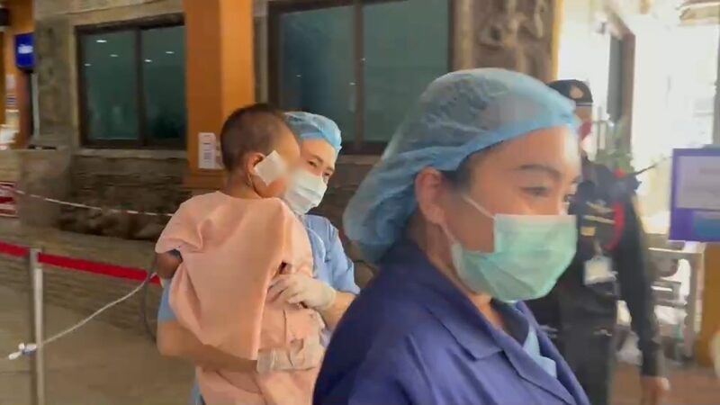 พ่อ เผย อาการล่าสุด น้องจีน่า ดีขึ้นตามลำดับ พบมีอาการอ่อนเพลีย-ขาดน้ำ