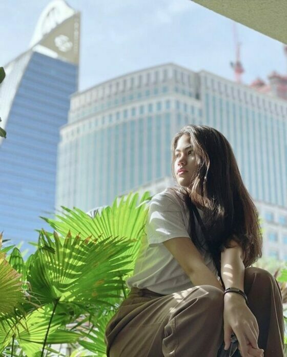 ชาร์เลท วาศิตา เดินทางถึงเยอรมัน