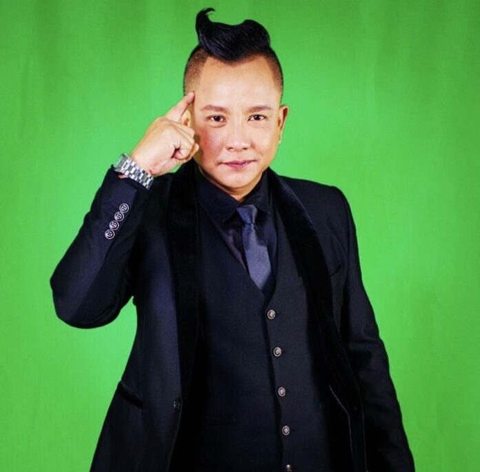 จั๊กกะบุ๋ม ฟาดรัฐบาล