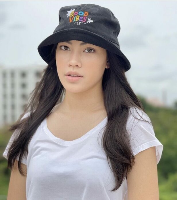 ชาร์เลท วาศิตา เดินทางถึงเยอรมัน