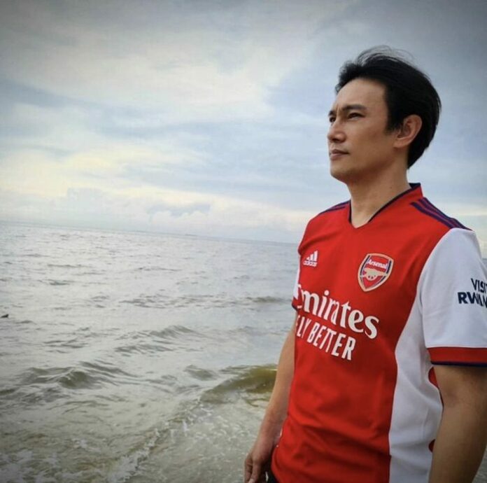 ต๊ะ บอยสเก๊าท์ รีวิวเฝือกใหม่