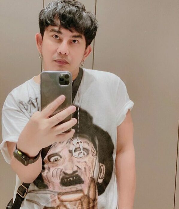 พชร์ อานนท์ แอบลุ้น