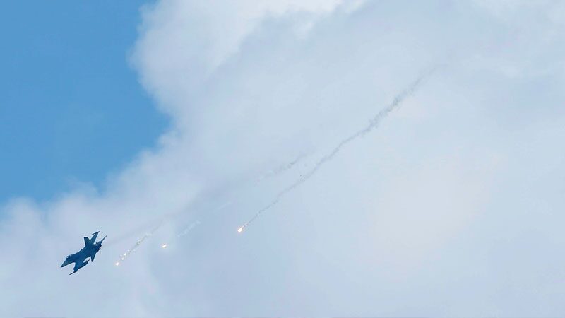 ฝูงบินจีน-บินทิ้งบอมบ์นิวเคลียร์ 19 ลำลุกล้ำน่านฟ้า