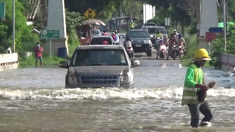 สระบุรี อ่วม น้ำท่วม ถนนตัดขาด น้ำประปาไม่ไหล ชาวบ้านเดือดร้อนกว่า 100 หลังคาเรือน