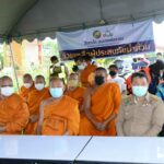 ปลัดมท. ลงพื้นที่ลงพื้นที่บางบาล ช่วยเหลือวัด-ประชาชน ประสบอุทกภัย