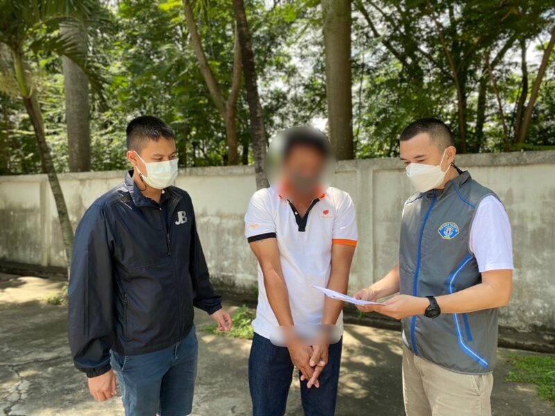 กองปราบ บุกรวบ น้าเขย ฉวยโอกาสเมียท้อง หลอกหลานสาววัย 14 ปี เข้าม่านรูด ก่อนหลบหนีคดีนาน 17 ปี