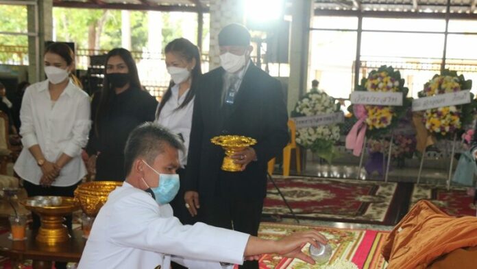 อาลัยพระเกจิ