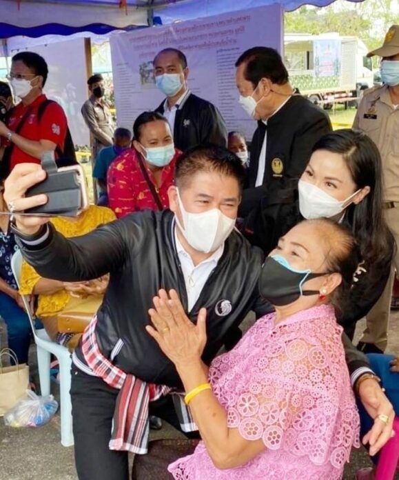 ร.อ.ธรรมนัส 
