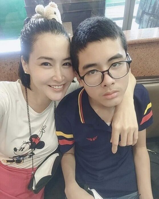 ษา วรรณษา ตอกกลับ