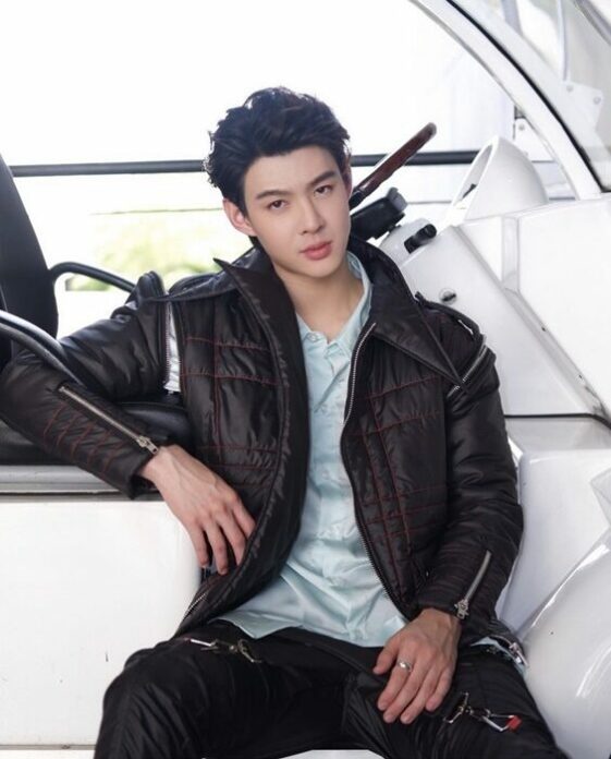 เซ้นต์ ทุ่ม 8 หลัก