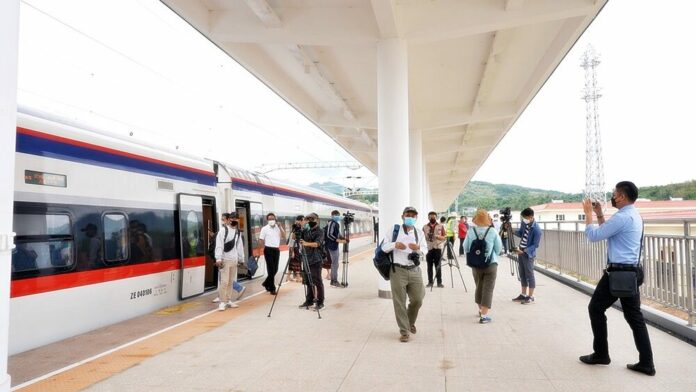 รถไฟลาว-จีนพร้อมแล้ว