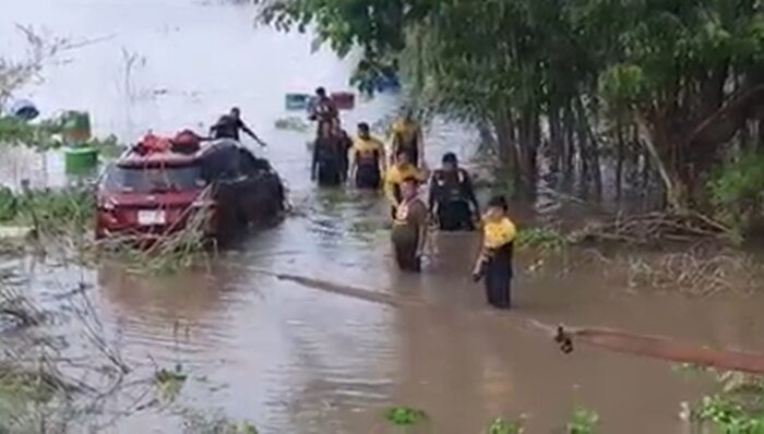 กู้ซากรถ หนุ่มสุพรรณฯ ลูกเศรษฐี ขับรถหลงตาม GPS ได้แล้ว หลังจมแม่น้ำเจ้าพระยาลึก 6 เมตร ในพื้นที่ จ.นครสวรรค์