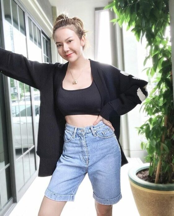 จ๊ะ นงผณี สาละวนอยู่นั่น