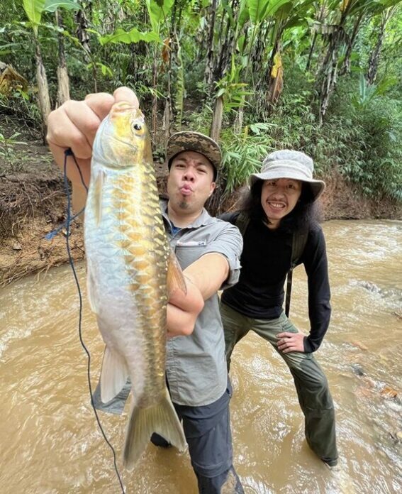 ดีเจภูมิ ป้อง โจโฉ
