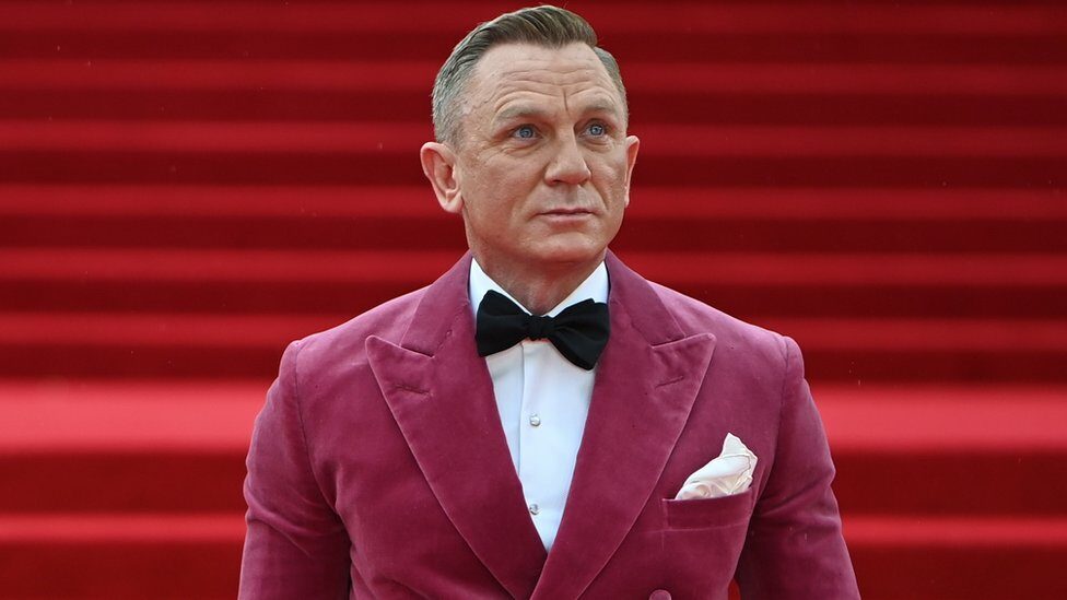 Daniel Craig