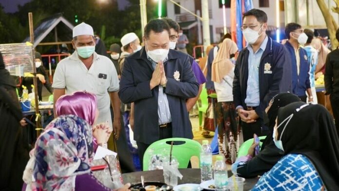ทวี