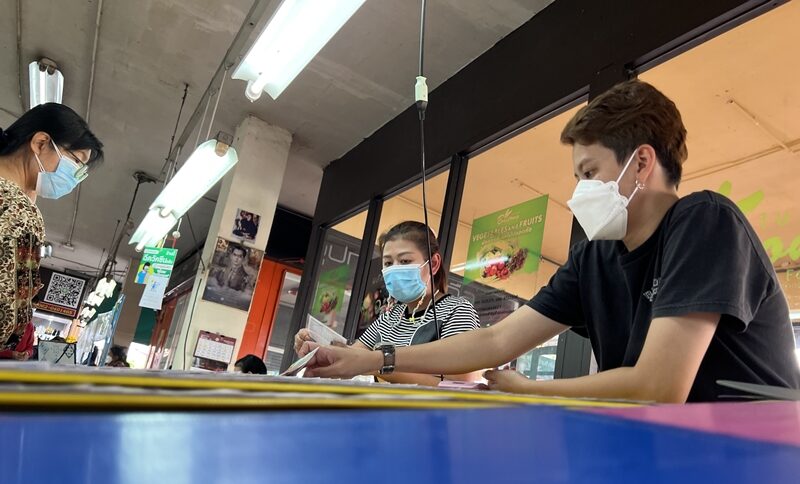 หวยเด็ดเชียงใหม่ มาแล้ว แห่ซื้อเลขวันครูเกลี้ยงแผง เผย เลขอายุ 'ไวพจน์-ศรเพชร' ก็ขายดี