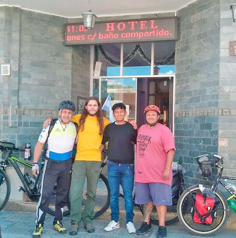เพิ่งเริ่มทริปขี่จักรยาน 2,600 ก.ม. อุตส่าห์วางแผนนาน 9 ปี