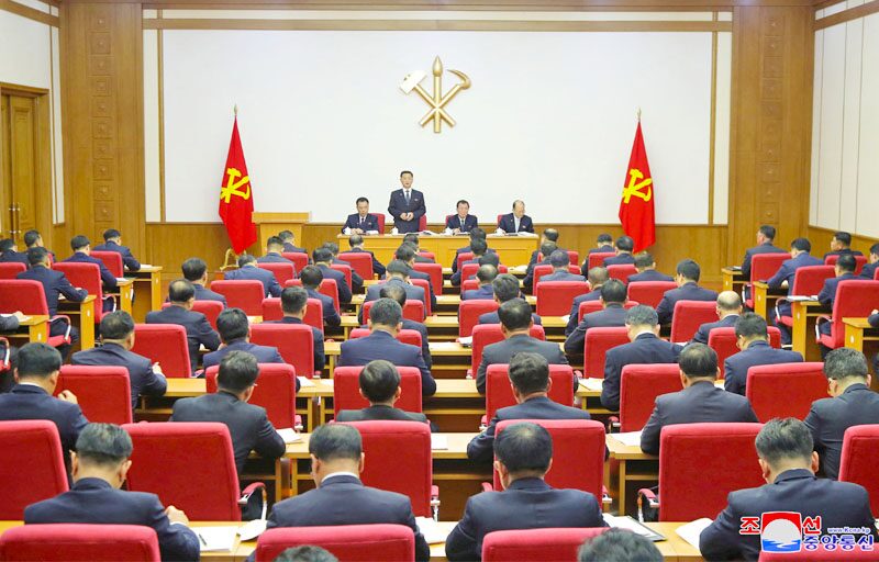 คิมเผยทิศทางปี 2022