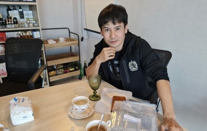ไผ่ พงศธร เหมือนได้รับพร
