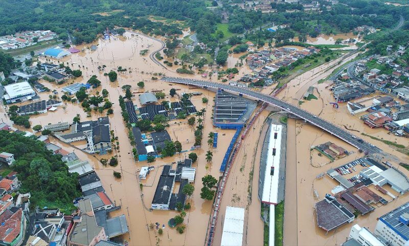 “น้ำท่วม-ดินถล่ม” คร่าบราซิลพุ่ง