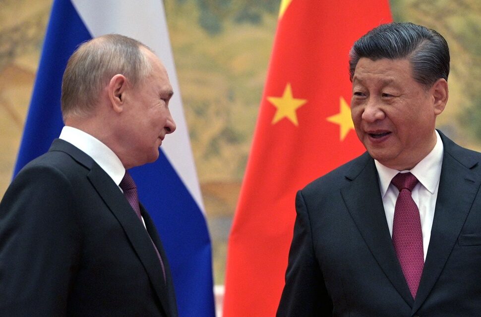 จีน สนับสนุน รัสเซีย เรียกร้อง นาโต หยุดเผ่ขยยย